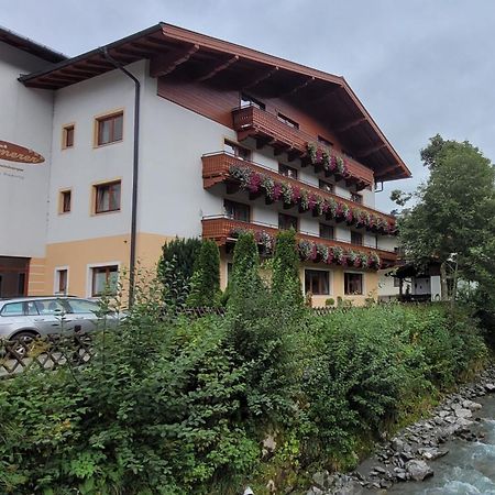 Hotel Sommerer - Inklusive Joker Card Im Sommer Saalbach-Hinterglemm Exterior photo