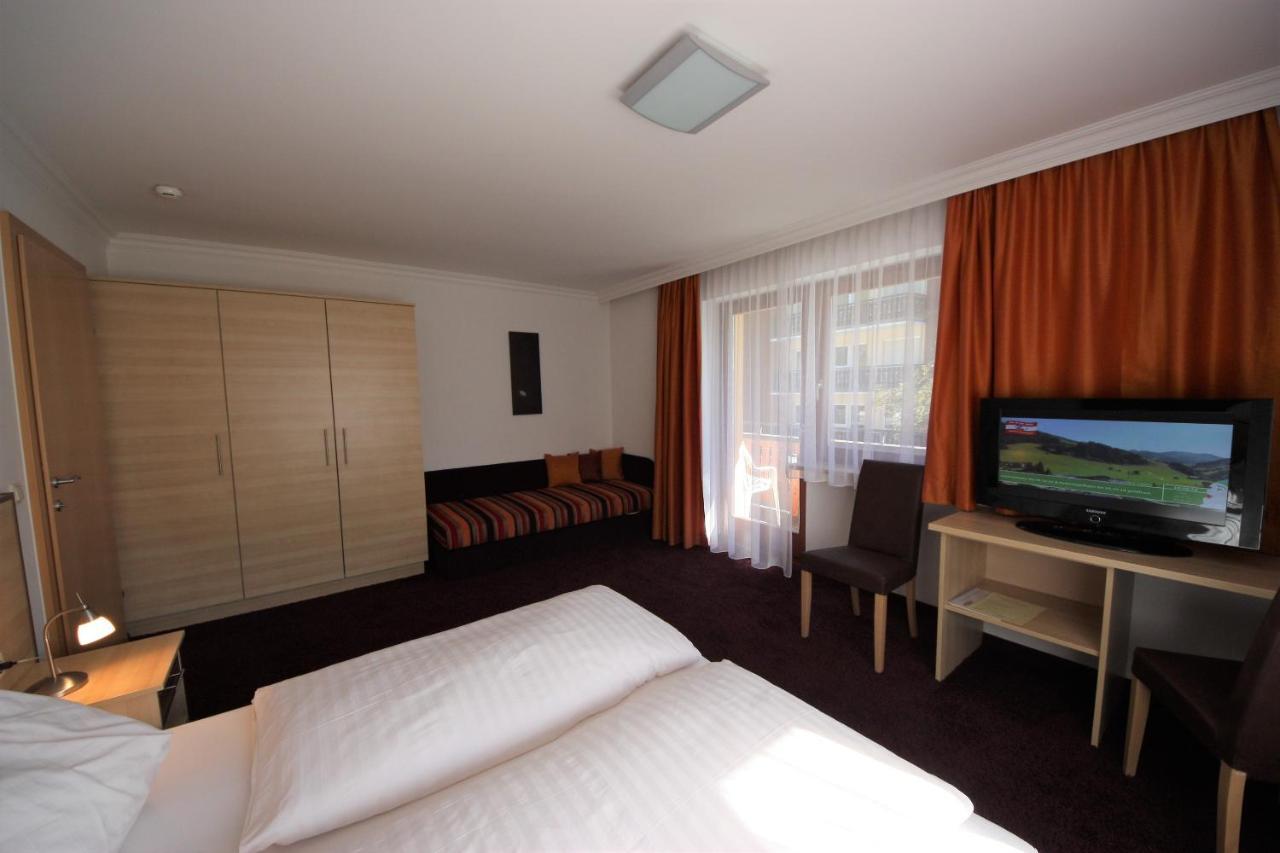 Hotel Sommerer - Inklusive Joker Card Im Sommer Saalbach-Hinterglemm Exterior photo